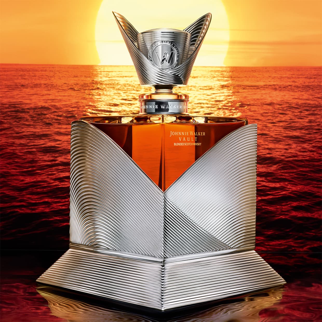 Johnnie Walker Couture Expression Blends: Summer bottle